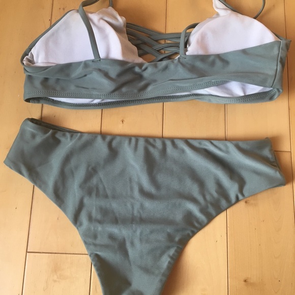 Olive green bikini set in great condition - Picture 3 of 3